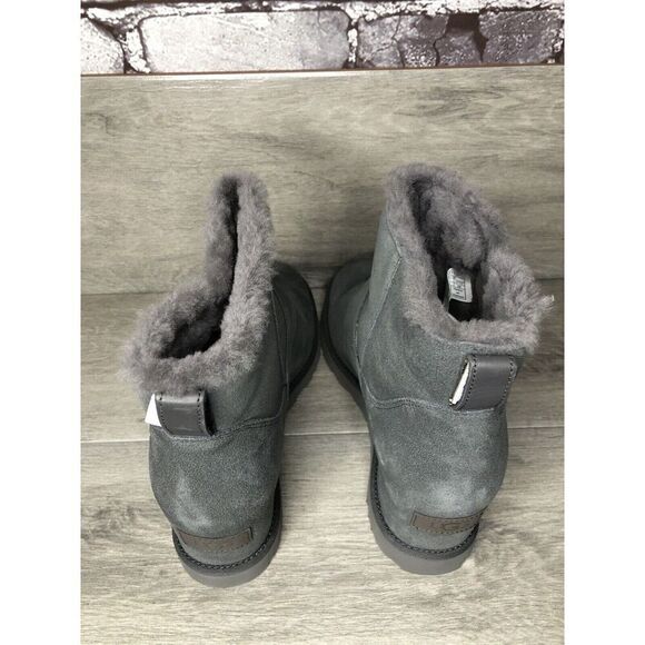 NEW UGG WOMEN'S CLASSIC FEMME ZIP MINI GREY / GRAY ANKLE BOOTS SIZE 11 1117535 - Picture 5 of 16